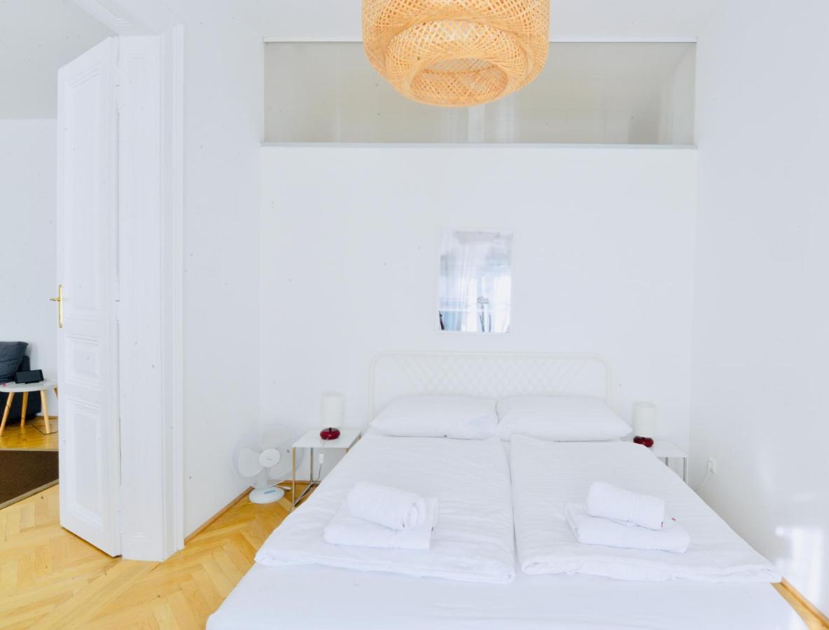 Apartament Vintage-apartment Close To Karlsplatz Il